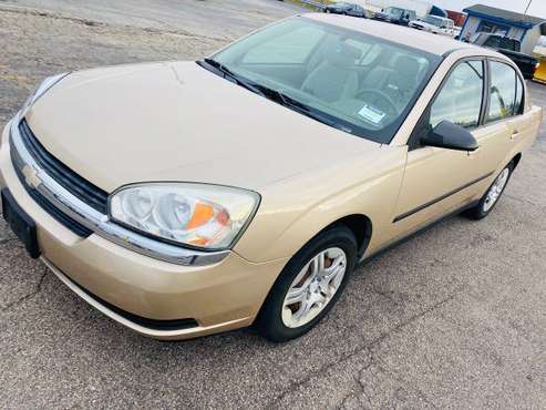 2004 Chevy Malibu - cars & trucks - by dealer - vehicle automotive... for sale in Racine, WI