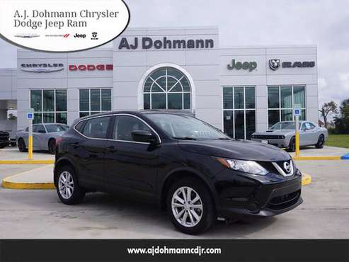 2018 Nissan Rogue Sport S FWD - cars & trucks - by dealer - vehicle... for sale in Plaquemine, LA