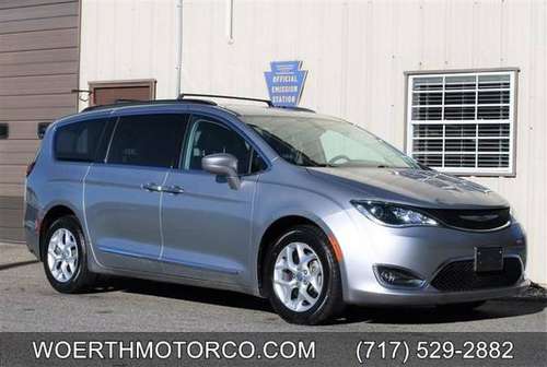 2017 Chrysler Pacfica Touring L - 58,000 Miles - Clean Carfax Report... for sale in Christiana, PA