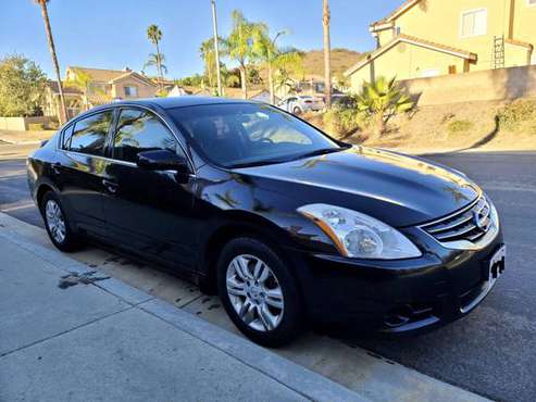 2012 Nissan Altima Clean Title - cars & trucks - by owner - vehicle... for sale in San Marcos, CA