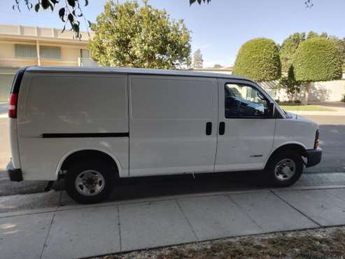 2005 Chevrolet Express 2500 for sale in Long Beach, CA
