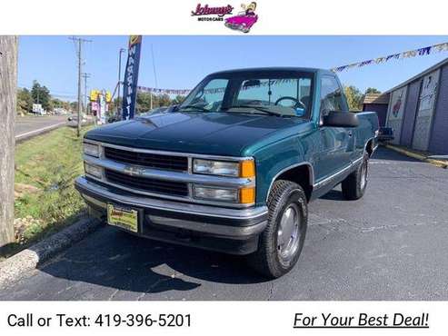 1996 Chevy Chevrolet C/K 1500 Short Bed pickup Green for sale in Mansfield, OH
