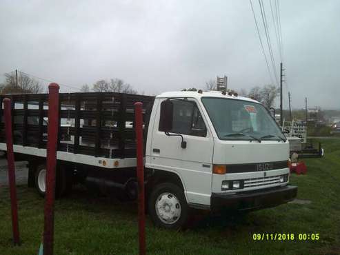 1991 isuzu stake body truck - cars & trucks - by owner - vehicle... for sale in Duncansville, PA