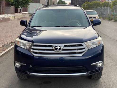 2012 Toyota Highlander - cars & trucks - by dealer - vehicle... for sale in Bronx, NY