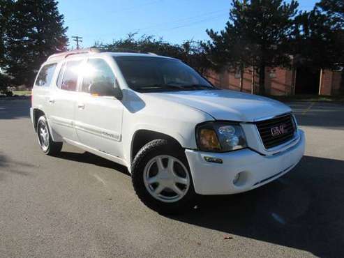 2002 GMC Envoy XL SLT 4WD 4dr SUV for sale in Bloomington, IL