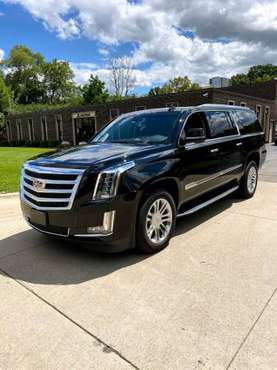 2019 Cadillac Escalade ESV 4WD for sale in Troy, MI