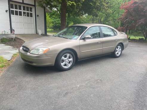 03 FORD TAURUS LOADED RUNS NEW ONLY 68K ORIGINAL MILES - cars & for sale in Delanco, NJ