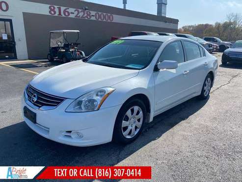 2011 NISSAN ALTIMA - cars & trucks - by dealer - vehicle automotive... for sale in BLUE SPRINGS, MO