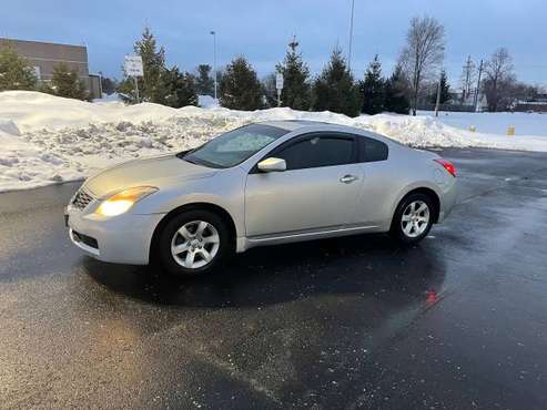 Nissan Altima - Great Running Condition for sale in Bedford, OH