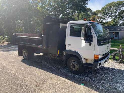 2002 Nissan UD dump truck for sale in HOLBROOK, MA