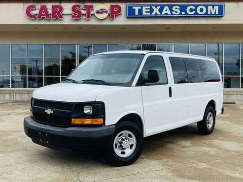 2013 Chevrolet Chevy Express 2500 Passenger LS Van 3D ESPANOL... for sale in Arlington, TX