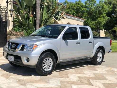 2019 NISSAN FRONTIER SV CREW CAB 2X4 (LIKE NEW) 9,900 MILES!!!!! for sale in San Diego, CA