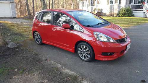 2013 Honda Fit Sport - cars & trucks - by owner - vehicle automotive... for sale in Amherst, NH