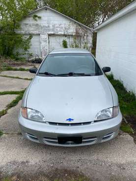 2001 Chevy Cavalier-1900 00 for sale in Taylor, MI