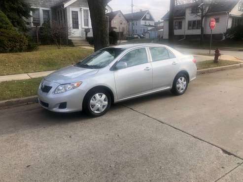 2009 Toyota Corolla LE - cars & trucks - by owner - vehicle... for sale in milwaukee, WI