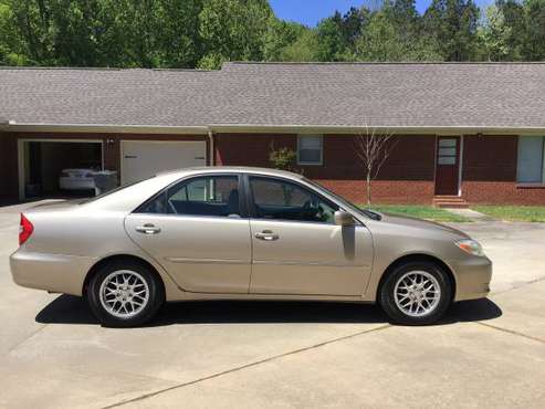 One Owner 2002 Camry XLE - cars & trucks - by owner - vehicle... for sale in Killen, AL