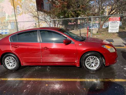 2009 NISSAN ALTIMA low miles - cars & trucks - by owner - vehicle... for sale in Owings Mills, MD