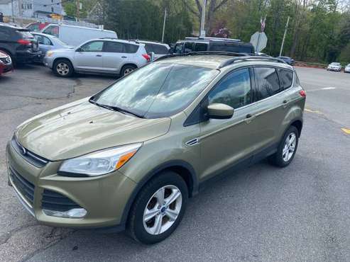 2013 FORD ESCAPE SE 4WD - - by dealer - vehicle for sale in Randolph, MA