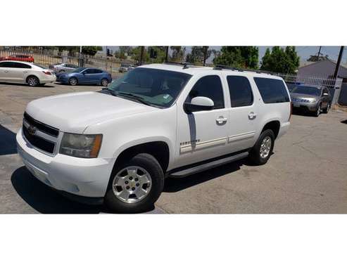 2011 Chevrolet Suburban 4WD 4dr 1500 LT - - by dealer for sale in SUN VALLEY, CA