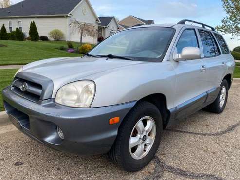 2005 Hyundai Santa Fe - 4WD - 2 7L - 122, 000 Miles for sale in Wadsworth, OH