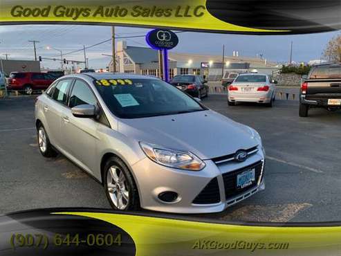 Ford Focus SE / Great MPG / Sunroof / Clean Car Fax for sale in Anchorage, AK