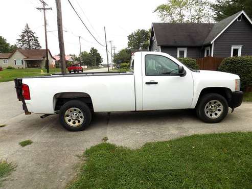 2011 CHEVY SILVERADO*TOMMY LIFT - cars & trucks - by owner - vehicle... for sale in Frankfort, IN
