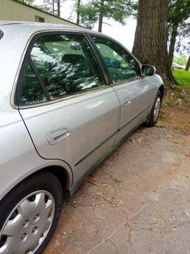 1998 Honda Accord LX 4 dr 4 cly automatic for sale in Florence, AL