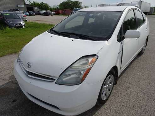 2007 Toyota Prius, 48 MPG, back-up camera - - by for sale in Catoosa, OK