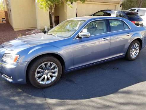 2011 Chrysler 300c limited package $9250 for sale in Las Vegas, NV