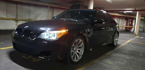 2007 BMW M5 only 48k original miles like new - cars & trucks - by... for sale in Chicago, IL