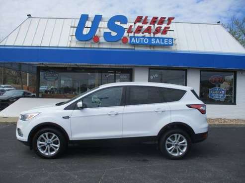2017 Ford Escape SE - - by dealer - vehicle automotive for sale in BLUE SPRINGS, MO
