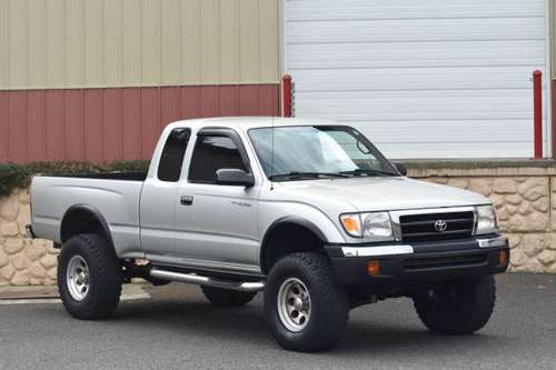 2001 Toyota Tacoma SR5 4WD Truck for sale in Ferndale, WA