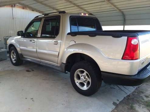 2004 Ford Sport-Trac Truck 120,000 miles $5900 one owner for sale in Valdosta, GA