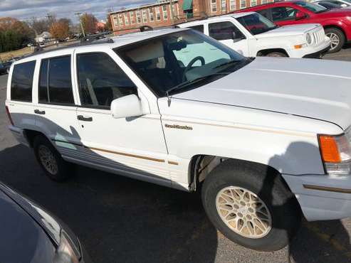 Beautiful 93 Jeep - cars & trucks - by owner - vehicle automotive sale for sale in Concord, NC
