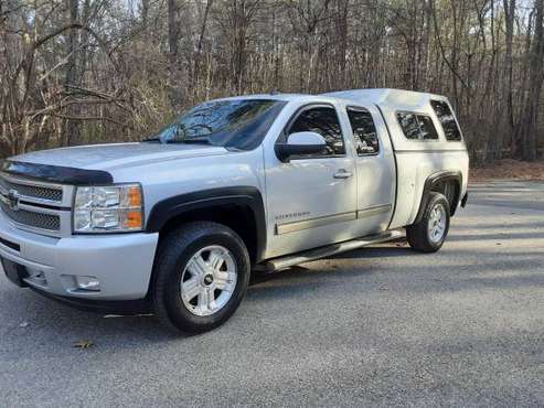 2013 Chevrolet Silverado 1500 Ext Cab - cars & trucks - by dealer -... for sale in Whitinsville, MA