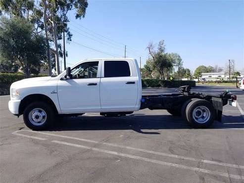 2018 Ram 3500 flat bed Chassis, under factory warr, trailer tow re for sale in SANTA ANA, AZ