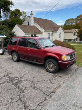 2000 Mercury Mountaineer (Good for snow) for sale in Peekskill, NY