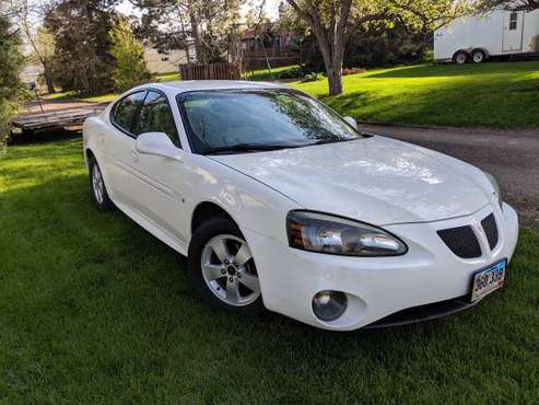 2006 Pontiac Grand Prix - cars & trucks - by owner - vehicle... for sale in Fort Pierre, SD