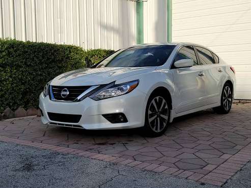 🏆2016 NISSAN ALTIMA SR🏆 - cars & trucks - by dealer - vehicle... for sale in Miami, FL