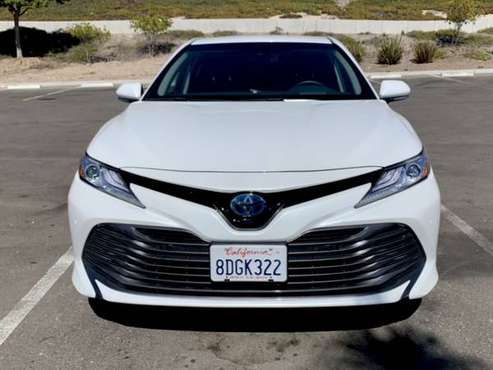 2018 Camry Hybrid XLE Only 13,542 Miles - cars & trucks - by owner -... for sale in San Luis Obispo, CA