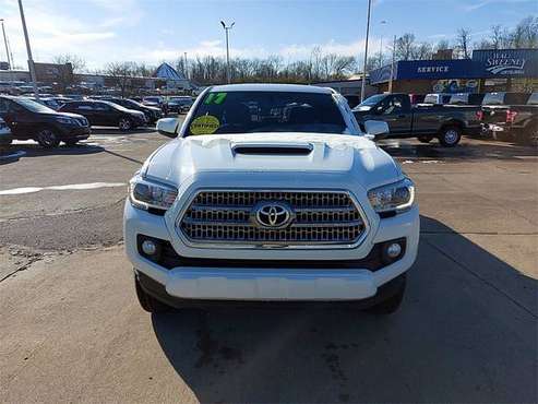 2017 Toyota Tacoma 4WD Double Cab TRD Sport Longbed - cars & trucks... for sale in Cincinnati, OH