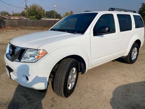 2008 Nissan Pathfinder - cars & trucks - by owner - vehicle... for sale in Visalia, CA