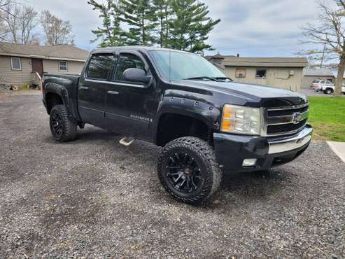 2008 Chevrolet 1500 4x4 - - by dealer - vehicle for sale in Brewerton, NY