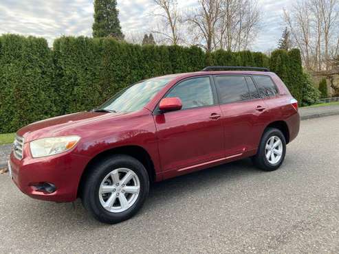 2008 Toyota Highlander 4WD 3rd Row Seating! - cars & trucks - by... for sale in Portland, OR