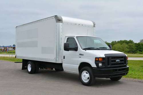 2012 Ford E-350 16ft Box Truck for sale in Janesville, WI