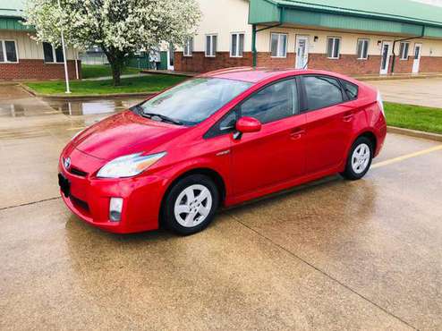 Clean 2010 Toyota Prius - 40 Mpg - 185xxx miles - - by for sale in Charleston, IL