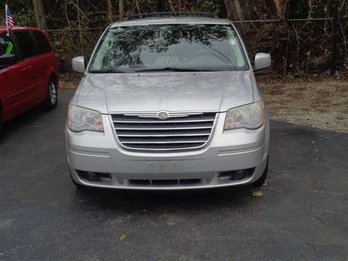 2008 Chrysler Town & Country Touring Edition - cars & trucks - by... for sale in Decatur, IL