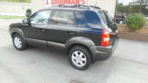 2005 HYUNDAI TUCSON GLS 4X4 91K - cars & trucks - by dealer -... for sale in Lima, OH