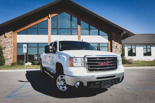 *** 2009 GMC Sierra * CLEAN Carfax * *** - cars & trucks - by dealer... for sale in Troy, MO