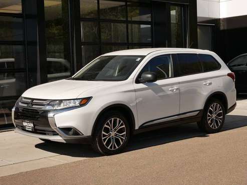 2016 Mitsubishi Outlander ES - - by dealer - vehicle for sale in White Bear Lake, MN